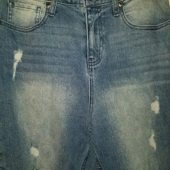 Jeans - Picture 4 of 4